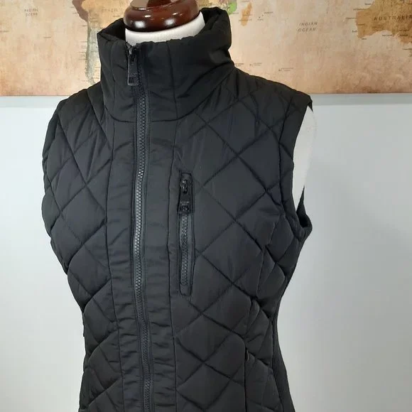 Black quilted winter vest - Andrew Marc brand - Picture 3 of 11